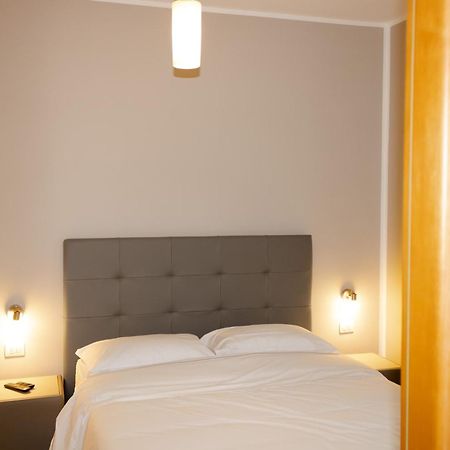 Residence Marittimo Riccione Kültér fotó