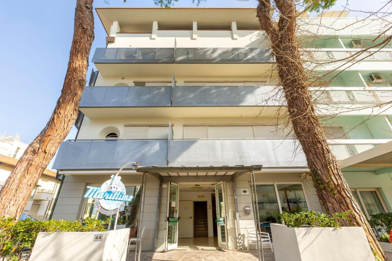 Residence Marittimo Riccione Kültér fotó