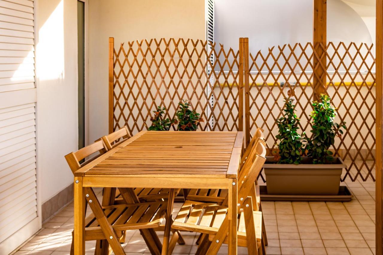 Residence Marittimo Riccione Kültér fotó