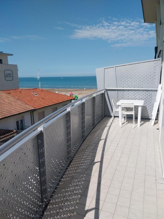 Residence Marittimo Riccione Kültér fotó