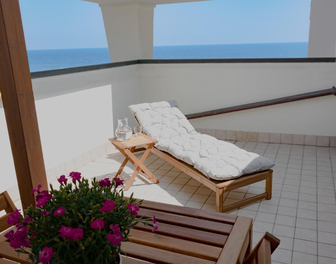 Residence Marittimo Riccione Kültér fotó