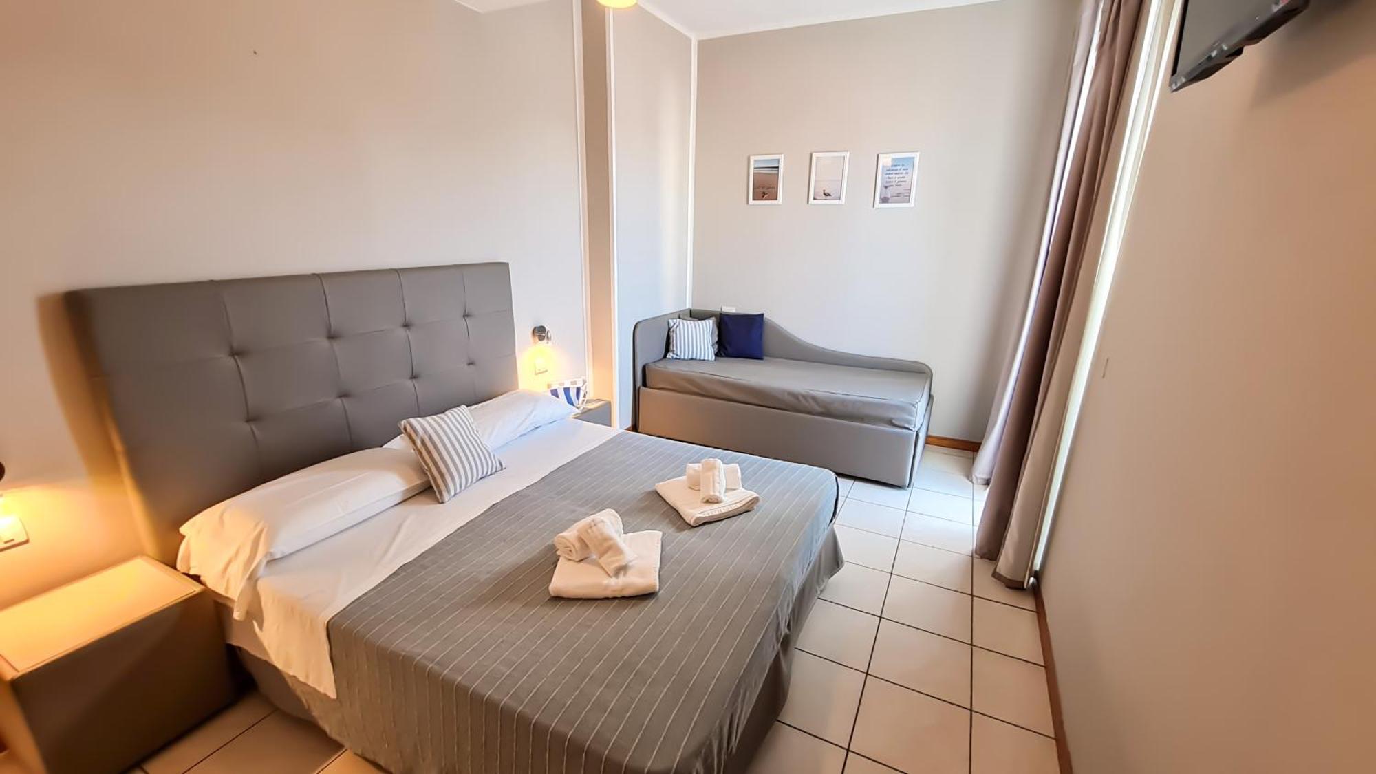 Residence Marittimo Riccione Kültér fotó