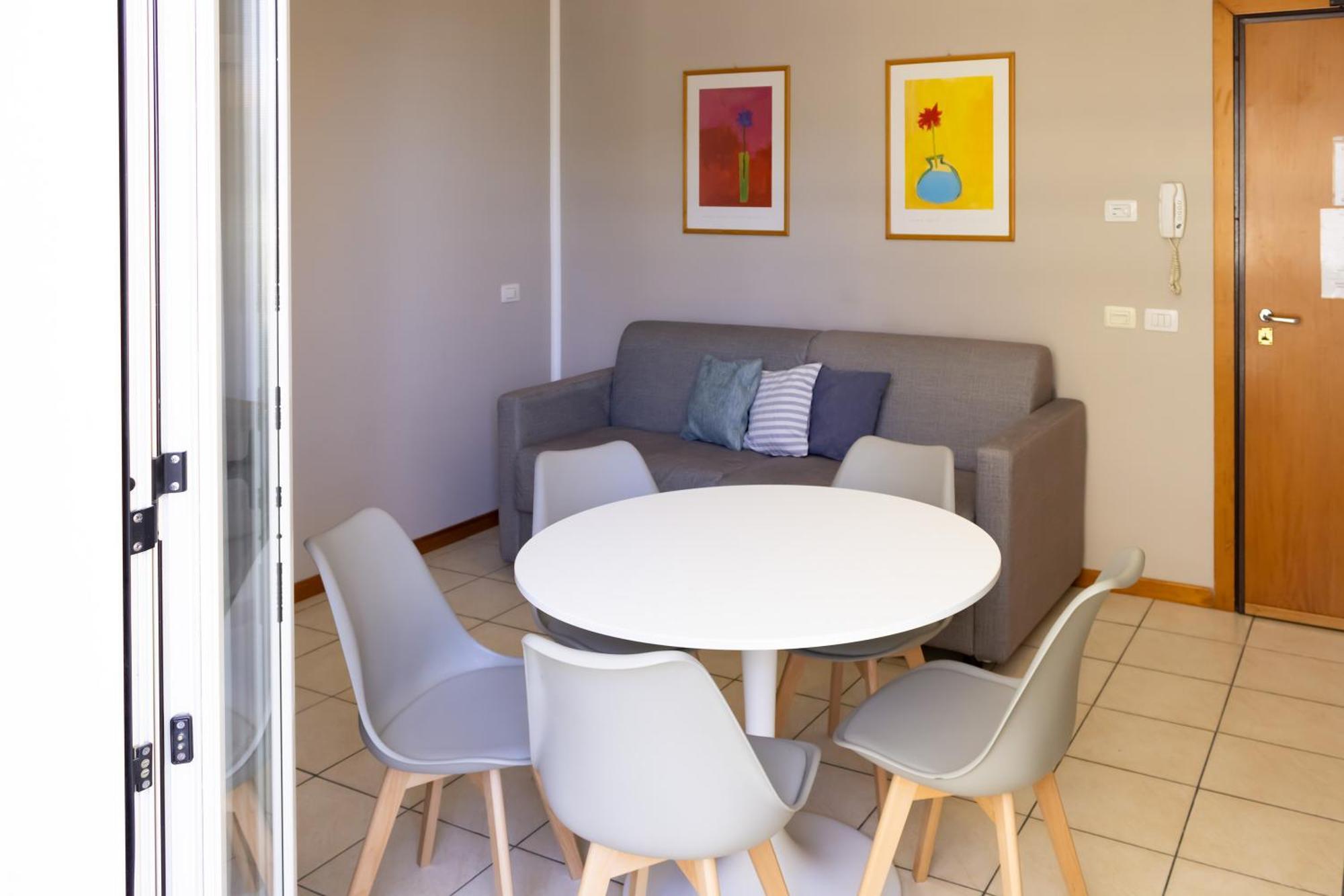 Residence Marittimo Riccione Kültér fotó
